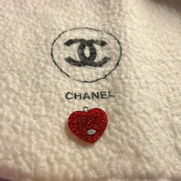 CC Heart Pendant charm - Picture 7 of 9